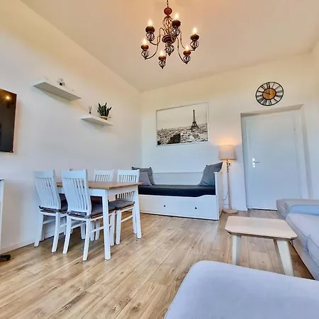 2 Near Station Neustadt In Neustadt