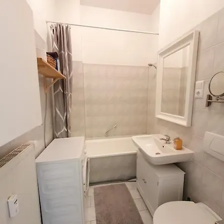 2 Near Station Neustadt In Neustadt Appartamento *